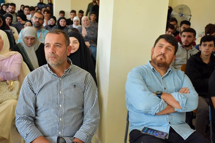 معهد جويا الفني يكرم الأستاذ محمود دكروب تقديرا لمسيرته التعليمية