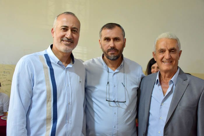 معهد جويا الفني يكرم الأستاذ محمود دكروب تقديرا لمسيرته التعليمية