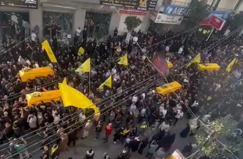 النبطية تشيع خمسة شهداء إثر غارات إسرائيلية وتؤكد التمسك بالمقاومة وحق الدفاع