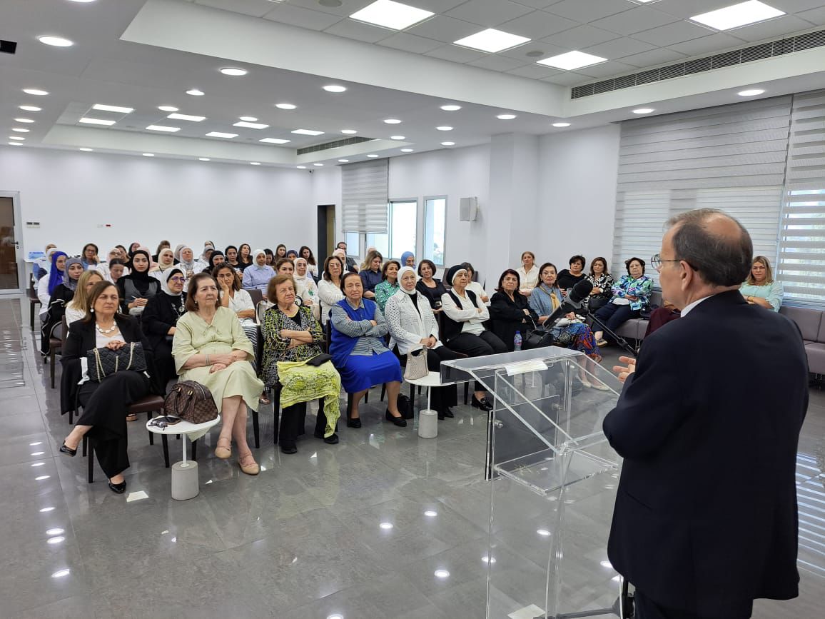 اللقاحات! مالها وما عليها محاضرة تثقيفية للدكتور عبد الرحمن البزري في جمعية المواساة بصيدا