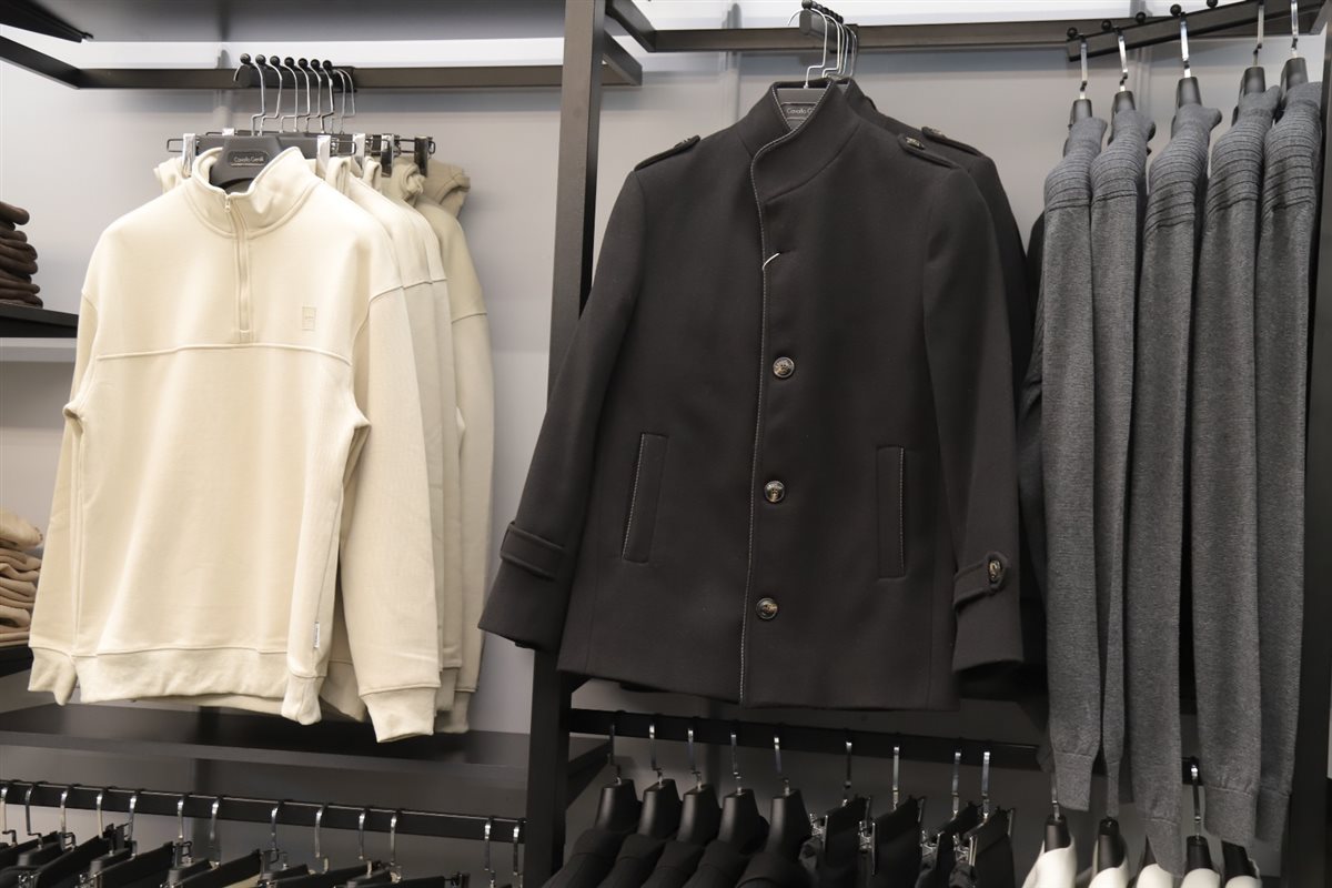 إفتتاح حاشد لمحل Cavallo في صور.. عنوان الأناقة الرجالية في عالم الألبسة