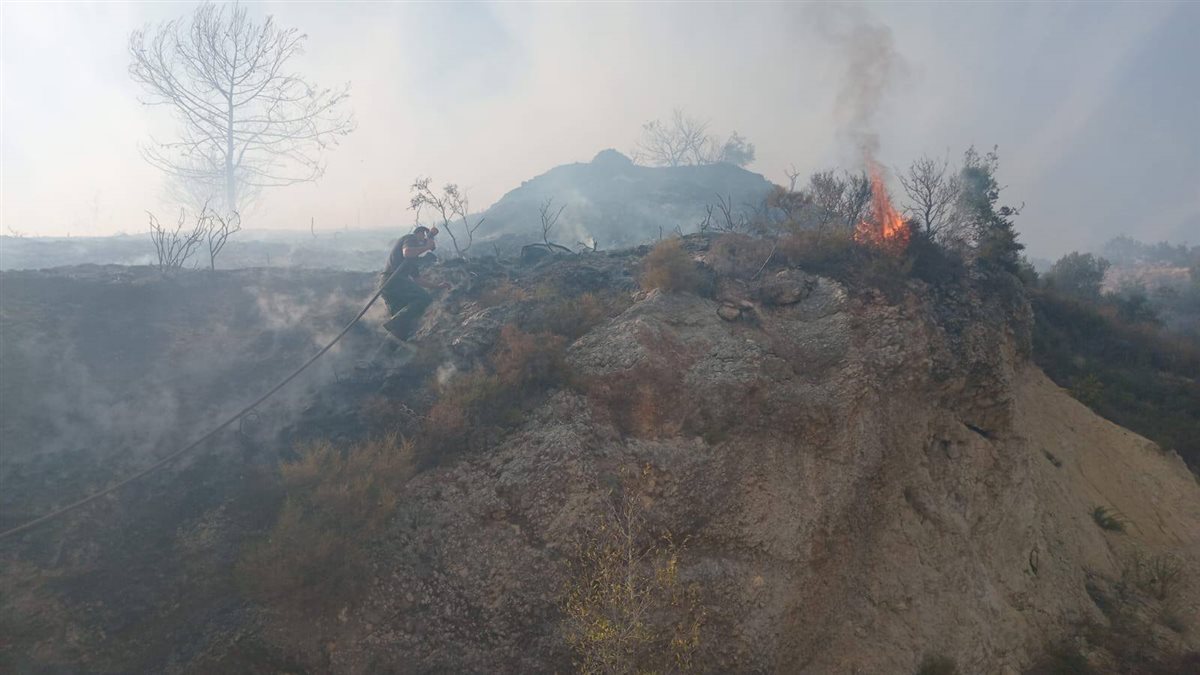 الدفاع المدني يخمد سلسلة حرائق اندلعت في مختلف المناطق اللبنانية