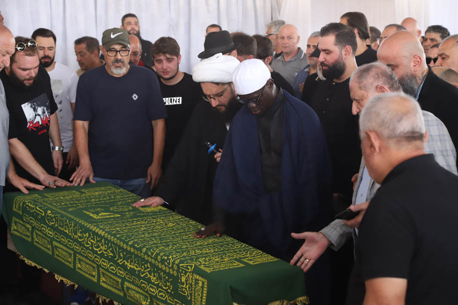 بالصور من أبيدجان: تشييع المرحوم الحاج عبدالرضا عواضة (أبو شدوان)