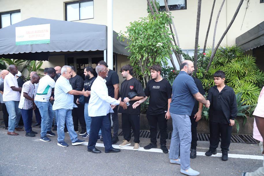 بالصور من أبيدجان: تشييع المرحوم الحاج عبدالرضا عواضة (أبو شدوان)