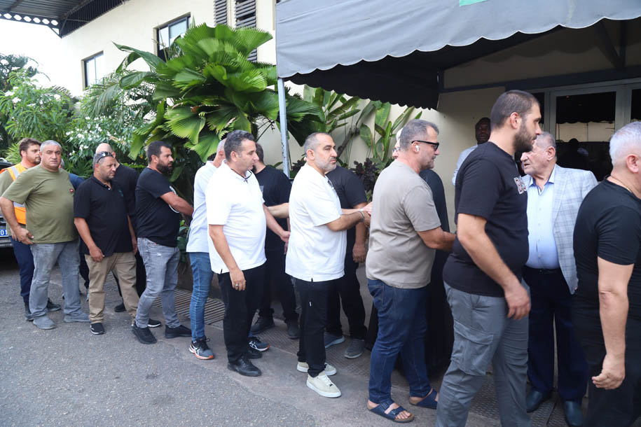 بالصور من أبيدجان: تشييع المرحوم الحاج عبدالرضا عواضة (أبو شدوان)