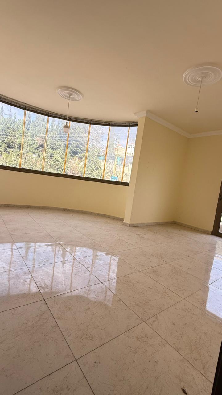 شقق للبيع بمواصفات مميزة على طريق عيتيت - قانا