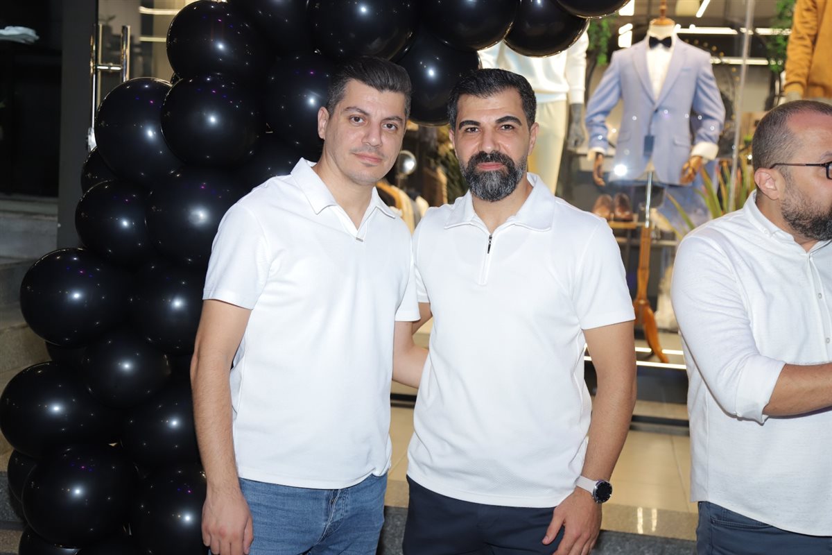 إفتتاح حاشد لمحل Cavallo في صور.. عنوان الأناقة الرجالية في عالم الألبسة