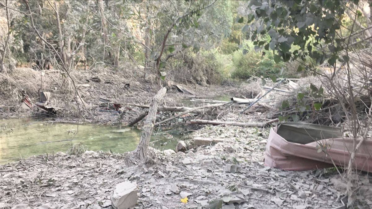 تضرر عدد من الاستراحات وانسداد مجرى الليطاني بسبب الغارات على طيرفلسيه