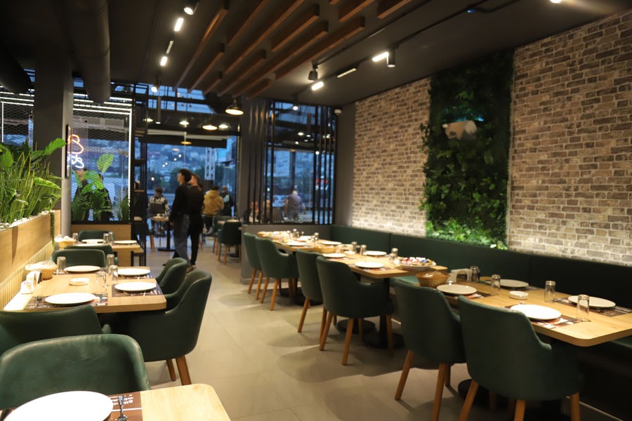 افتتاح حاشد للفرع الخامس من فرن وملحمة ومطعم الملاح .. الأضخم على أوتوستراد الغازية