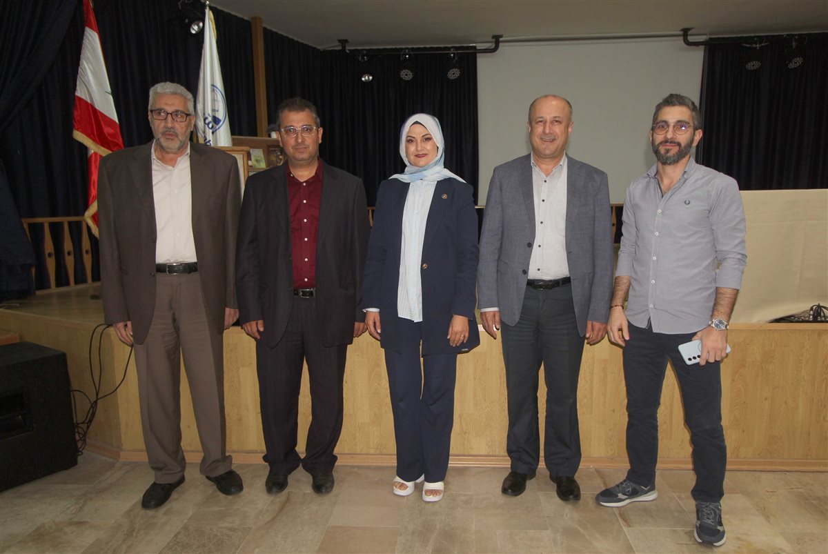 ثانوية السفير تحيي أسبوع الغابات بلقاء مع د. محمد فقيه