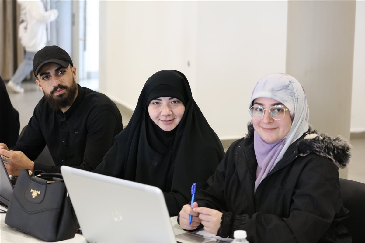 تدريب إعلاميي ساحل الزهراني على مواجهة الأخبار الزائفة وتعزيز التحقق من المعلومات