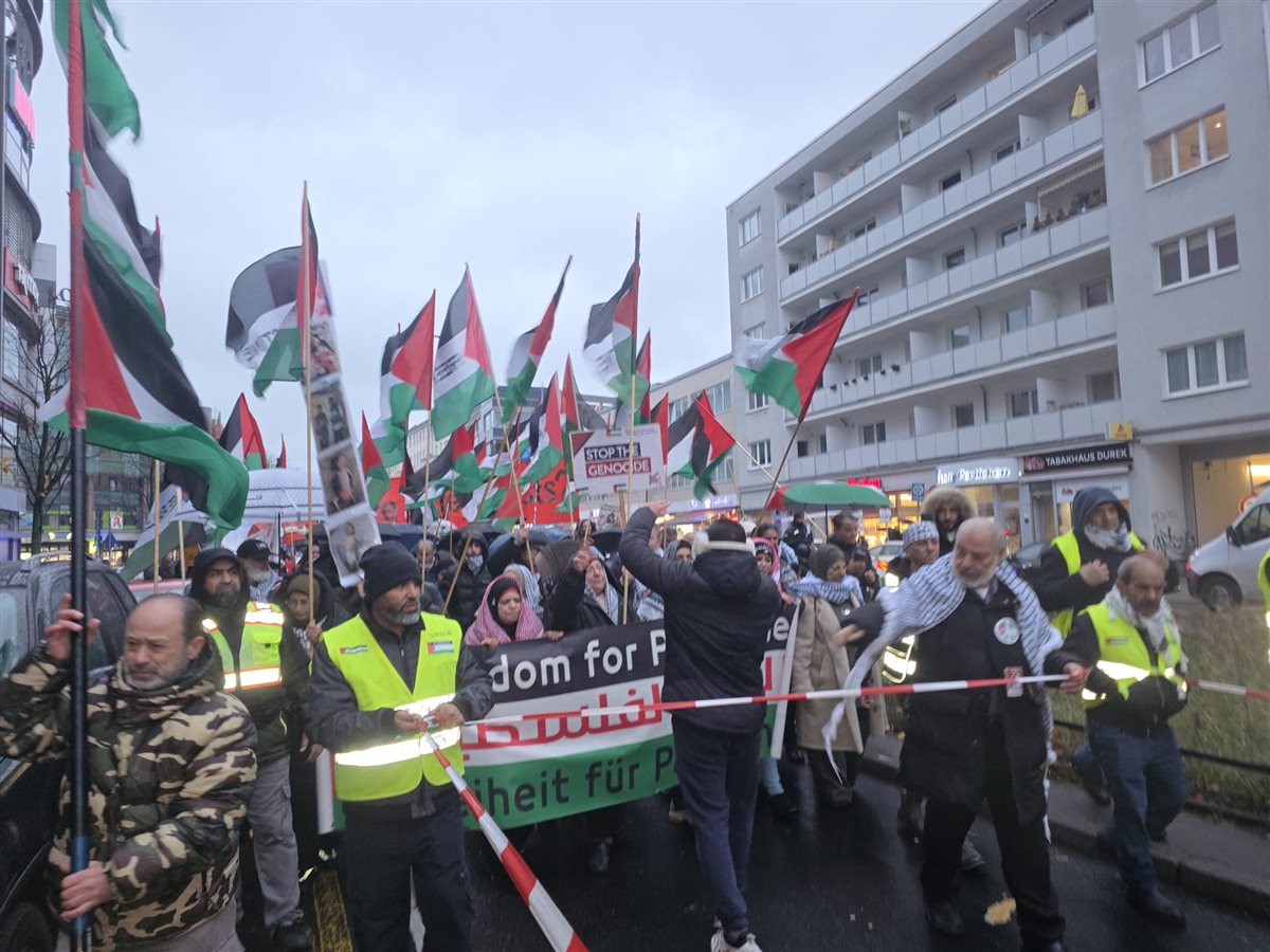 تظاهرة حاشدة في برلين تضامنا مع فلسطين
