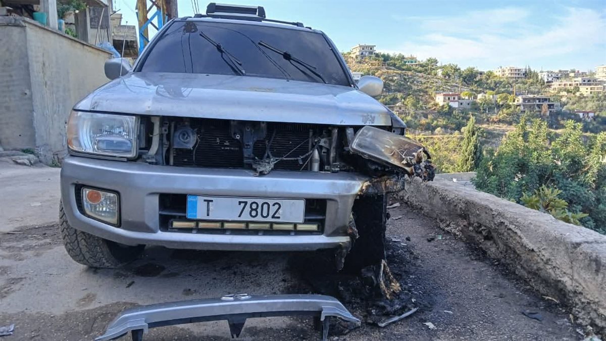 إحراق سيارة مختار ودعوة لكشف الفاعلين