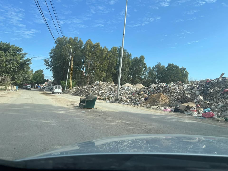 مناشدة من أهالي حي الزراعة - صور لحل أزمة النفايات المتراكمة