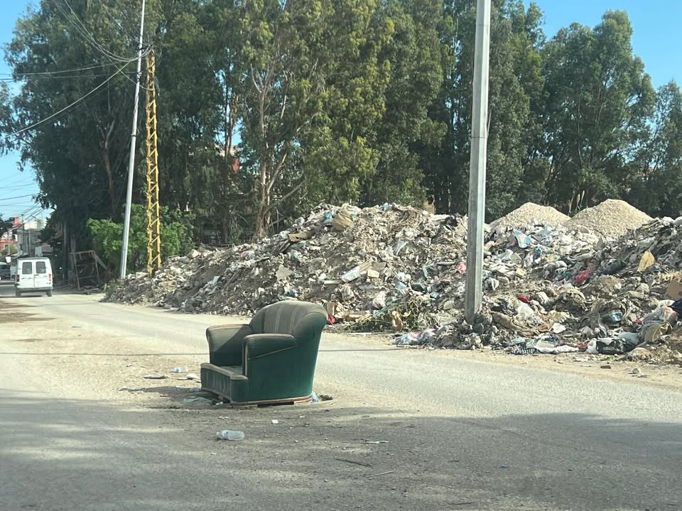مناشدة من أهالي حي الزراعة - صور لحل أزمة النفايات المتراكمة