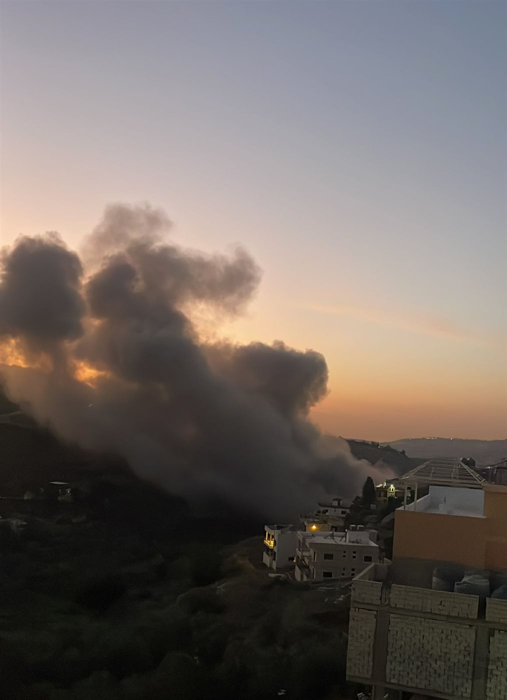 الطيران الحربي اغار على المباني التي تم تهديدها في طيرفلسيه وعيناثا