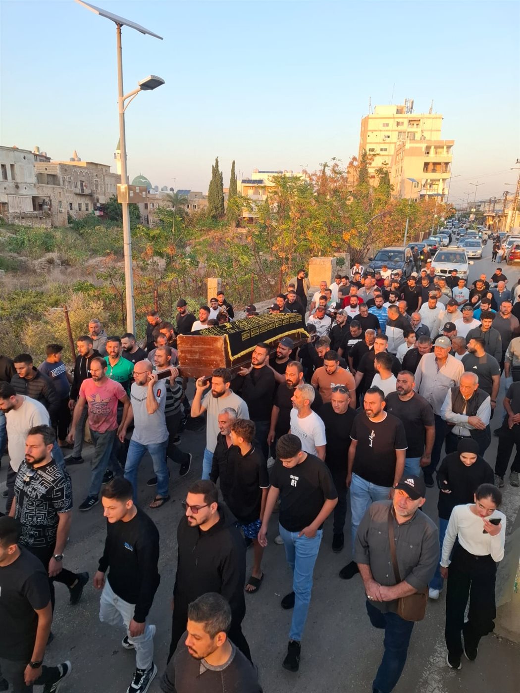 مدينة صور شيعت فقيد الشباب الغالي المرحوم عباس نصار