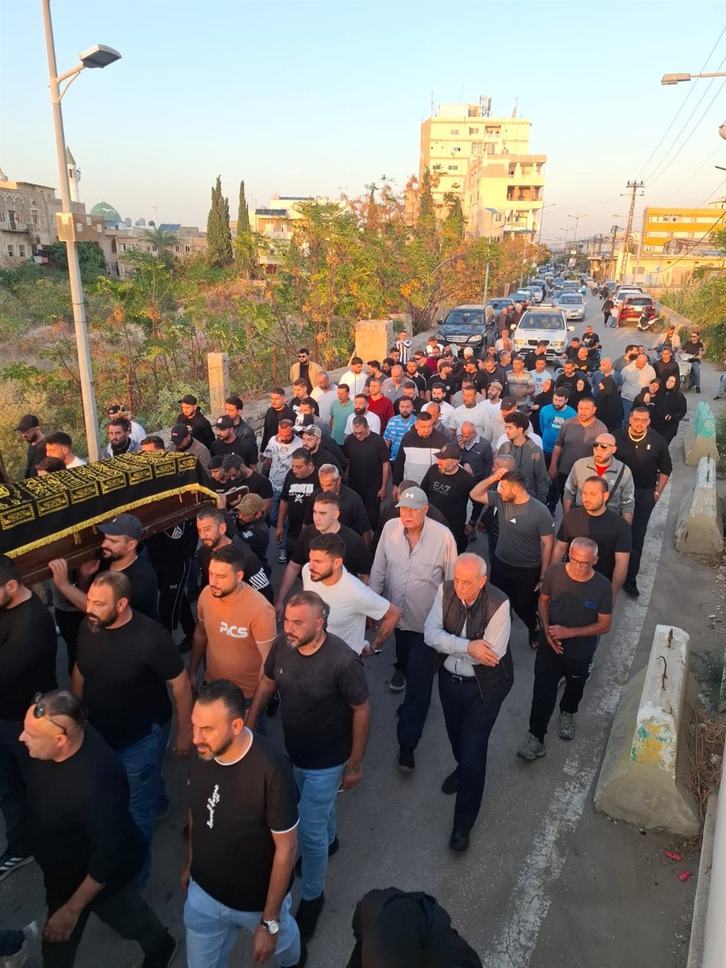 مدينة صور شيعت فقيد الشباب الغالي المرحوم عباس نصار