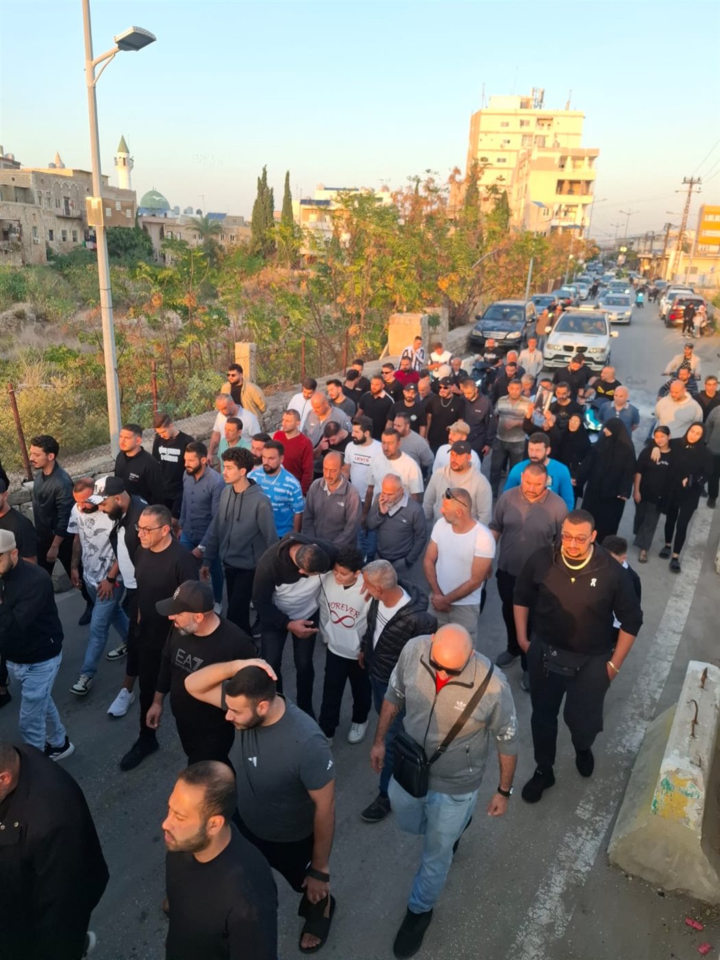 مدينة صور شيعت فقيد الشباب الغالي المرحوم عباس نصار