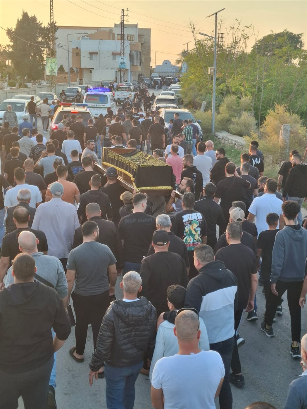 مدينة صور شيعت فقيد الشباب الغالي المرحوم عباس نصار