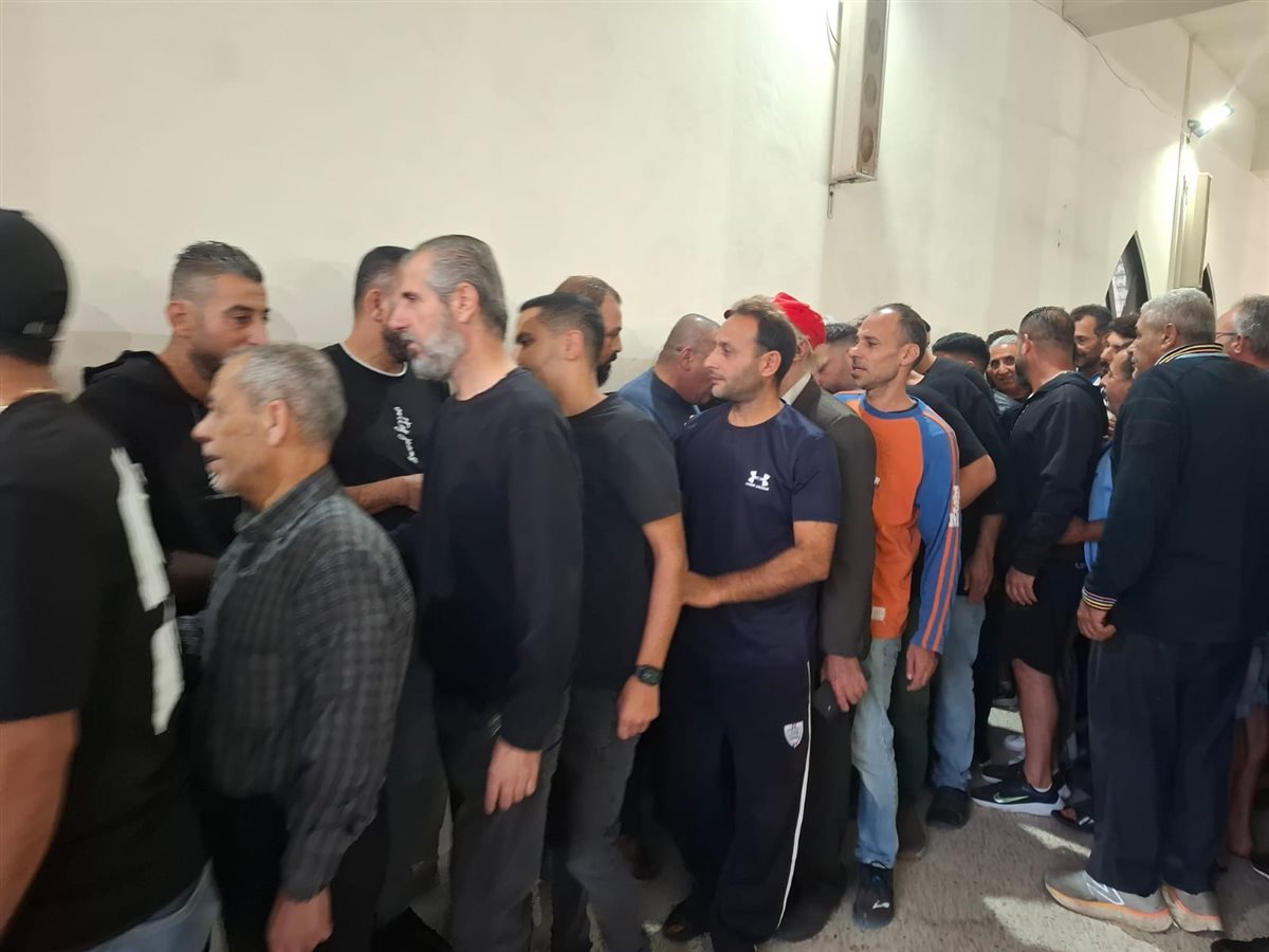 مدينة صور شيعت فقيد الشباب الغالي المرحوم عباس نصار