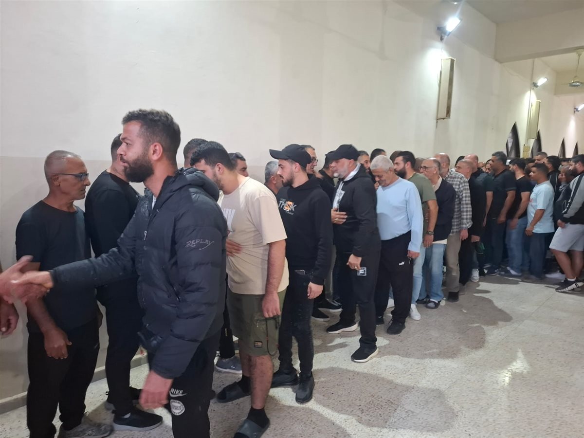 مدينة صور شيعت فقيد الشباب الغالي المرحوم عباس نصار