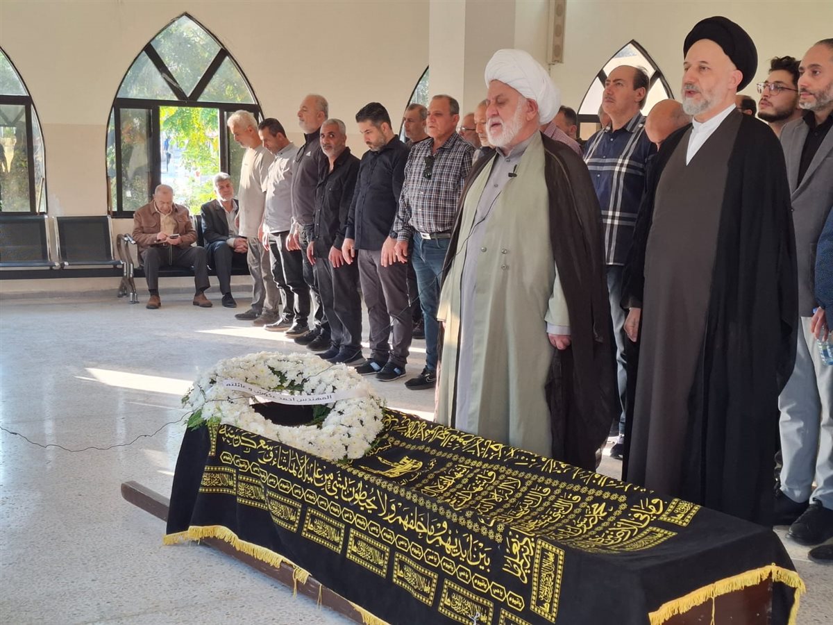 بالصور: تشييع فقيدة الصبا المرحومة منى حبيب فصاعي في صور