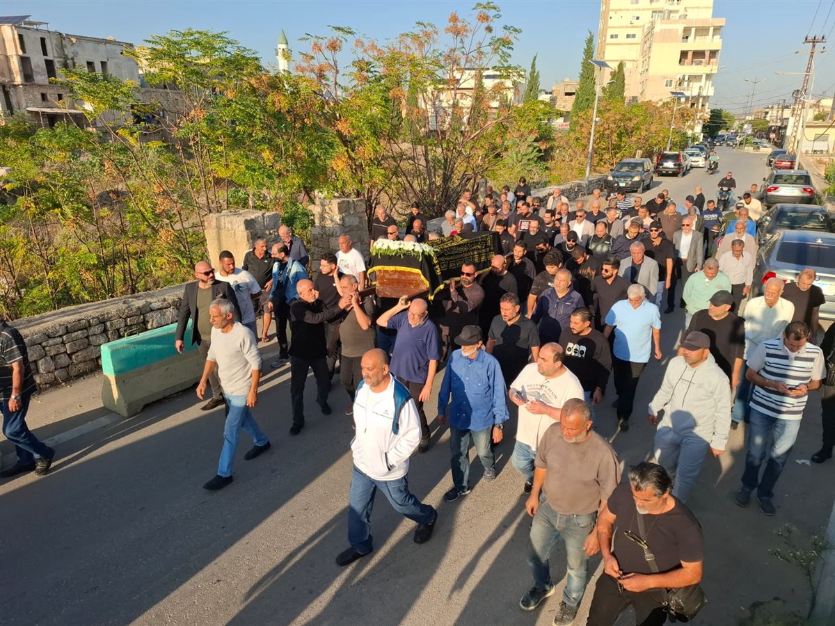 بالصور: تشييع فقيدة الصبا المرحومة منى حبيب فصاعي في صور