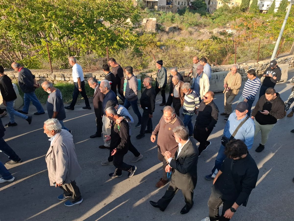 بالصور: تشييع فقيدة الصبا المرحومة منى حبيب فصاعي في صور