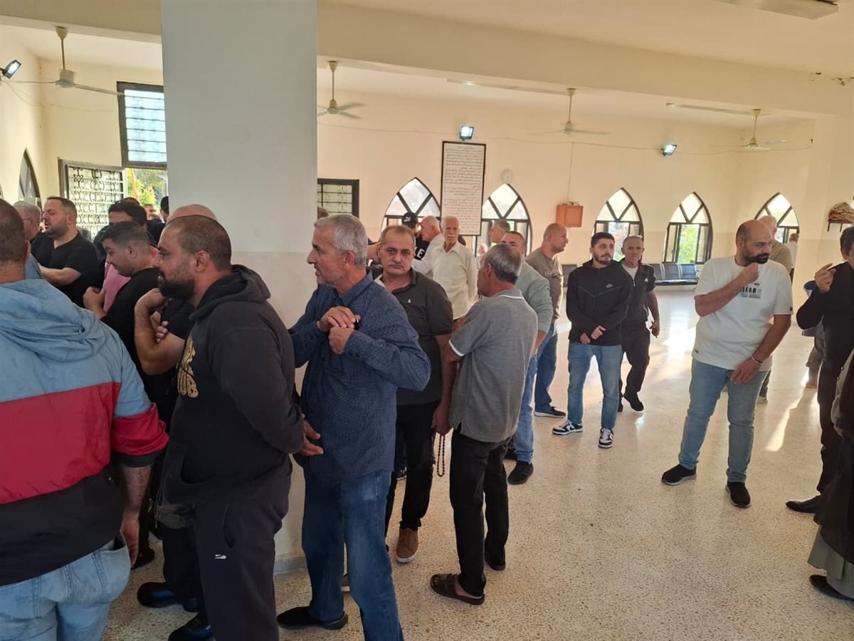 بالصور: تشييع فقيدة الصبا المرحومة منى حبيب فصاعي في صور