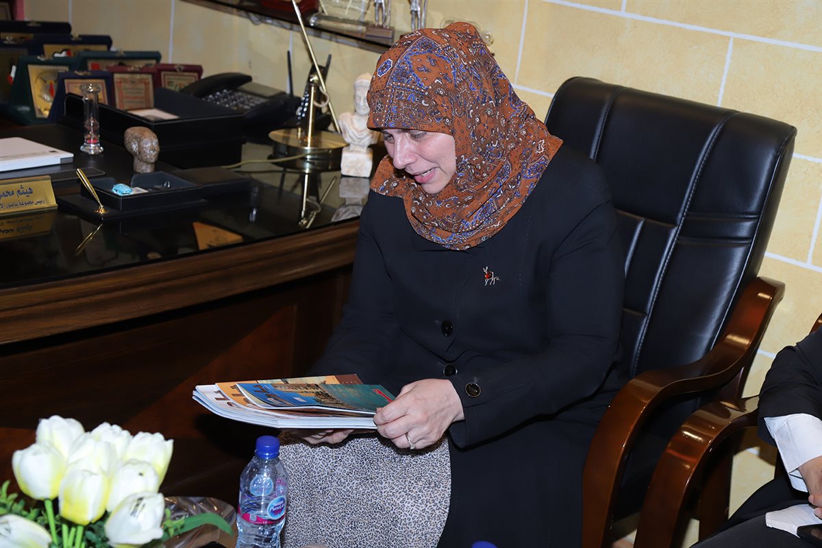 السيدة مليحة الصدر ضيفة طلاب الاعلام في جامعة LIU في ستديوهات يا صور: الامام الصدر حفز الشباب على العلم والتقدم