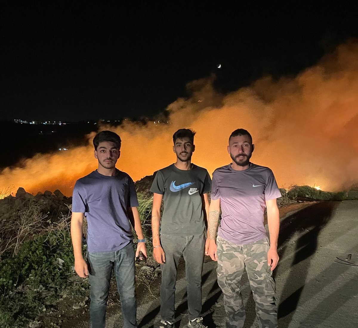 بالصور: اندلاع حريق في خراج بلدة الحلوسية والدفاع المدني يناشد لتأمين المياه