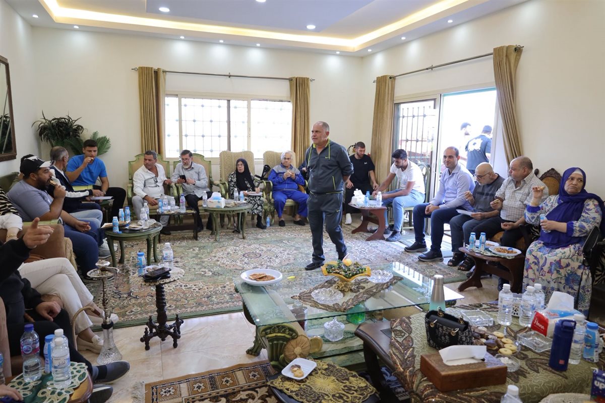 وسط حشد من ابناء العائلة: آل الاشقر يعلنون السفير داني الاشقر رئيسا لرابطة ال الاشقر للتنمية الاجتماعية