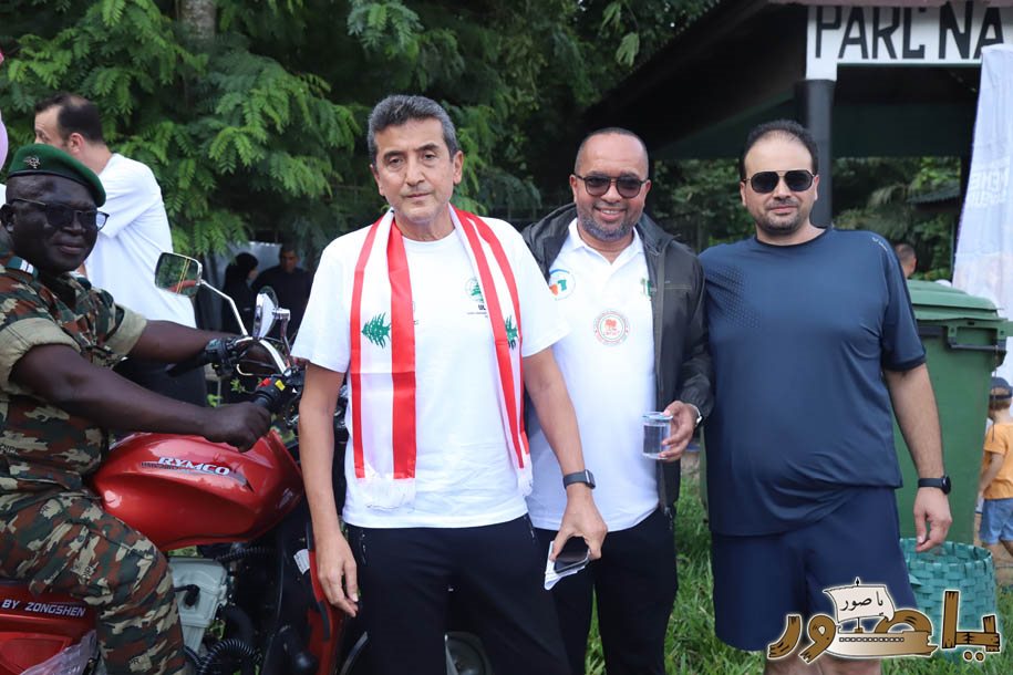 بمناسبة عيد الإستقلال الـ٨٢: الجامعة اللبنانية الثقافية في أبيدجان تجمع بين الرياضة والعمل البيئي