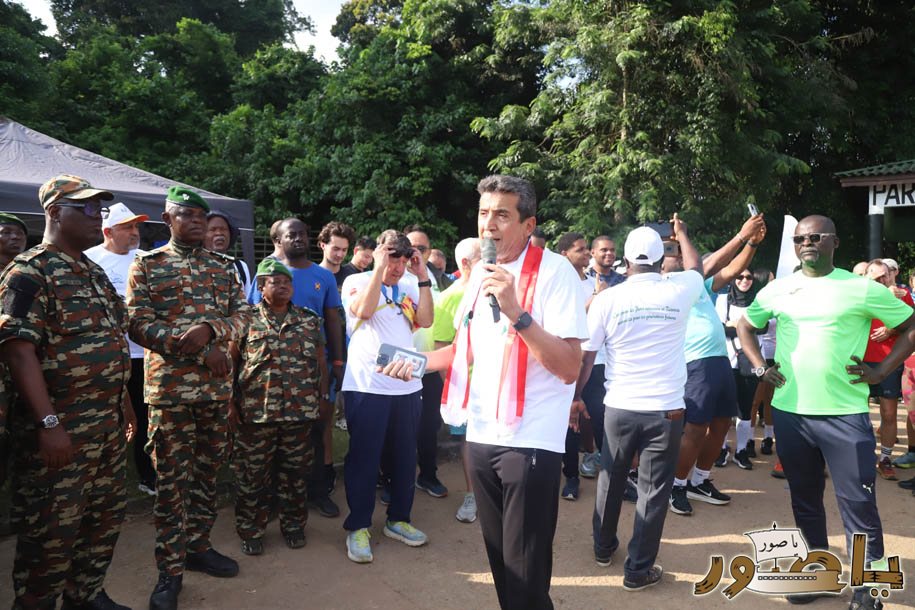 بمناسبة عيد الإستقلال الـ٨٢: الجامعة اللبنانية الثقافية في أبيدجان تجمع بين الرياضة والعمل البيئي