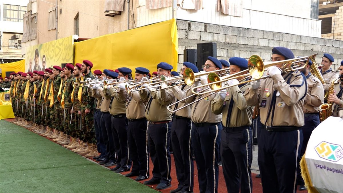 حزب الله شيع القائد الجهادي الكبير الشهيد السيد هيثم الطبطبائي والشهيدين مصطفى برو وقاسم برجاوي بمسيرة حاشدة في الغبيري