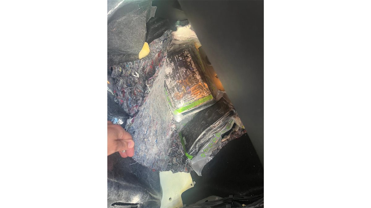 توقيف الرأس المدبر لشبكة تهريب مخدرات داخل سيارة آتية من أوروبا