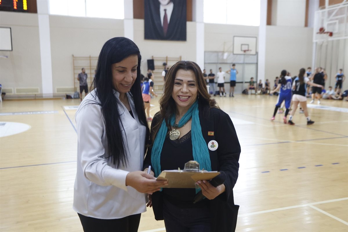 وحدة الأنشطة الرياضية والكشفية في الجنوب توجت الفائزين في مهرجان الوطن