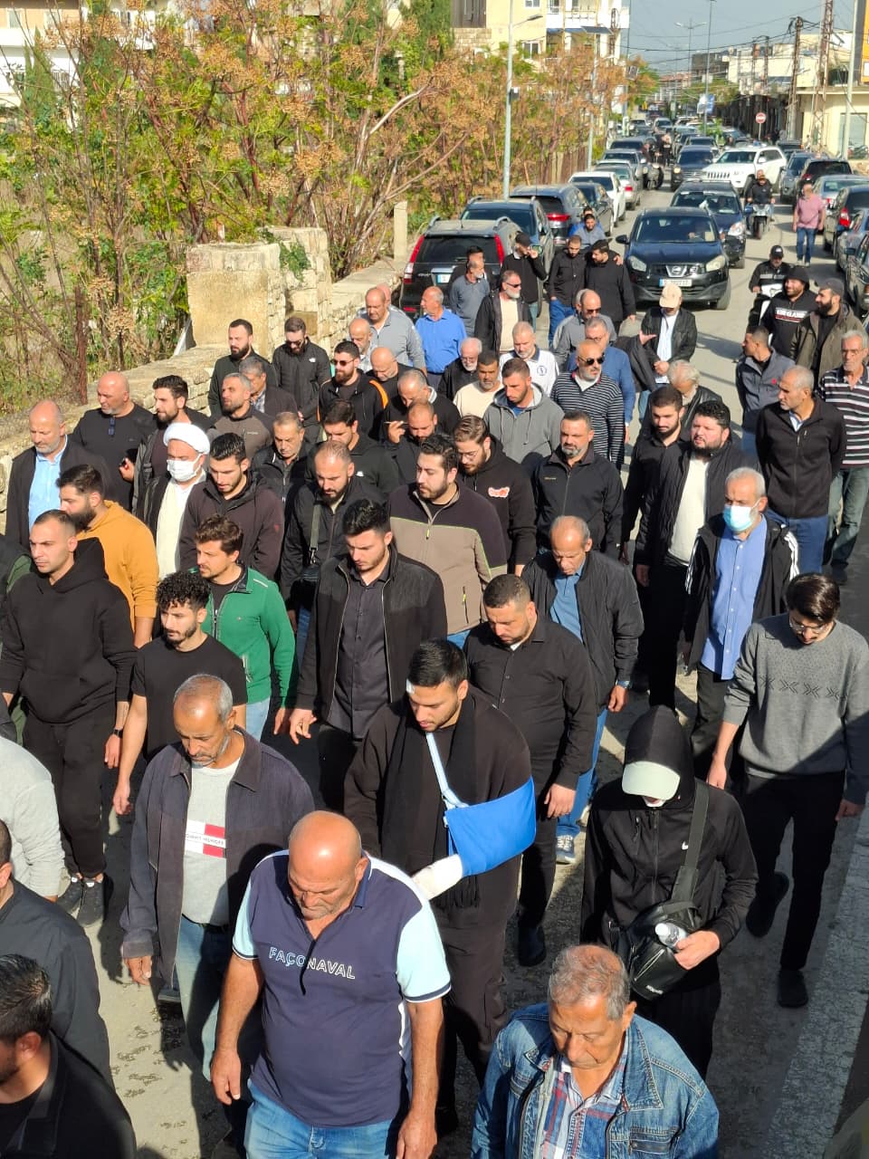 مدينة صور شيعت المرحوم السيد علي مناع ( ابو حسين) والد السعيد مفقود الاثر حسن مناع ( مطيع)