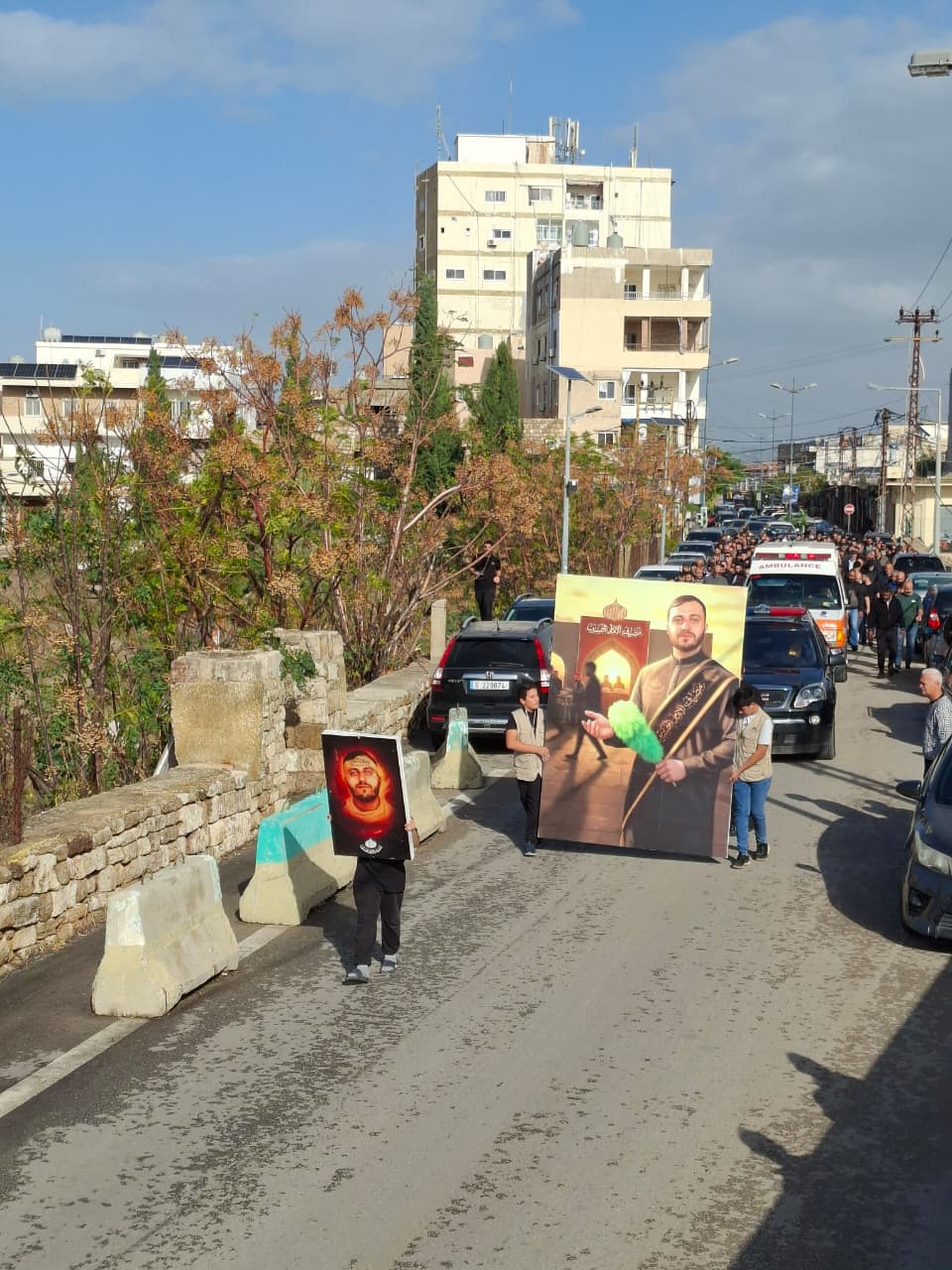 مدينة صور شيعت المرحوم السيد علي مناع ( ابو حسين) والد السعيد مفقود الاثر حسن مناع ( مطيع)