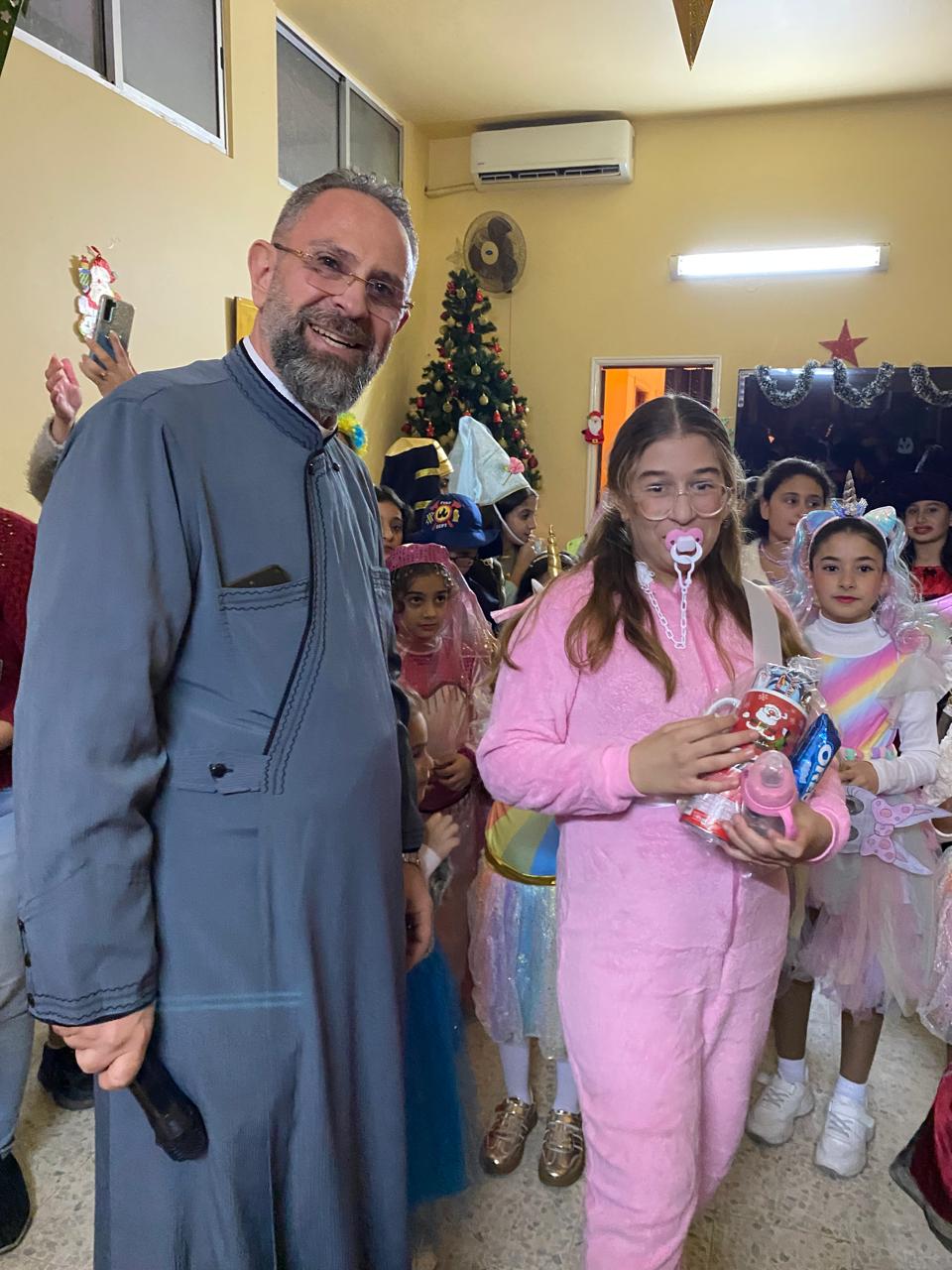 رعية القديس مار توما للروم الأرثوذكس في صور تحتفل بعيد البربارة