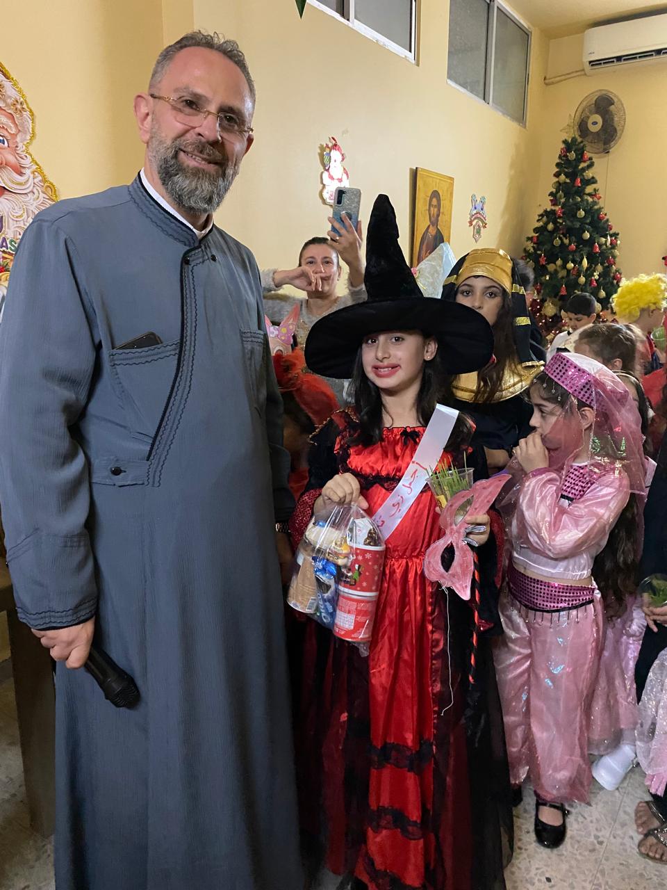 رعية القديس مار توما للروم الأرثوذكس في صور تحتفل بعيد البربارة