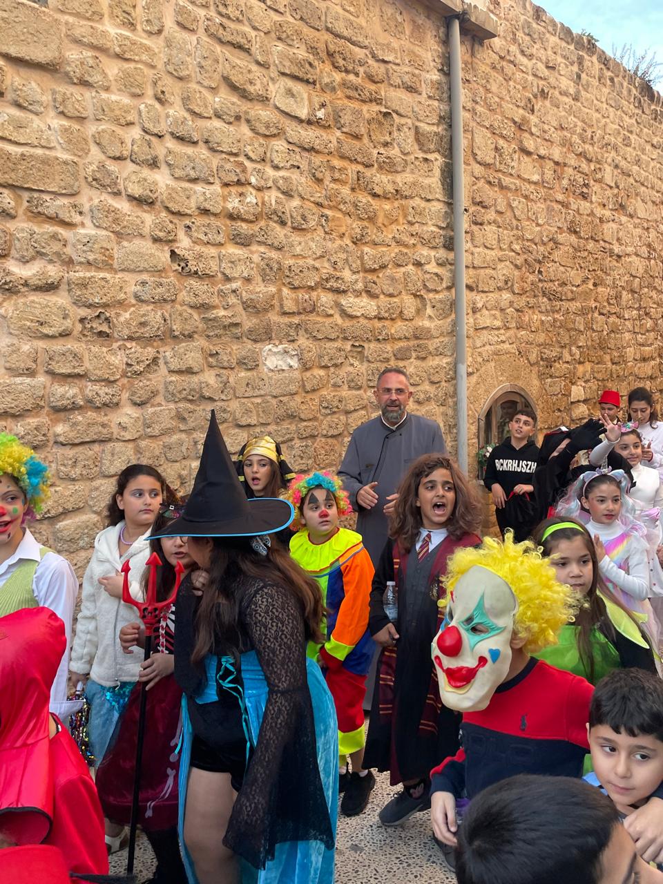 رعية القديس مار توما للروم الأرثوذكس في صور تحتفل بعيد البربارة