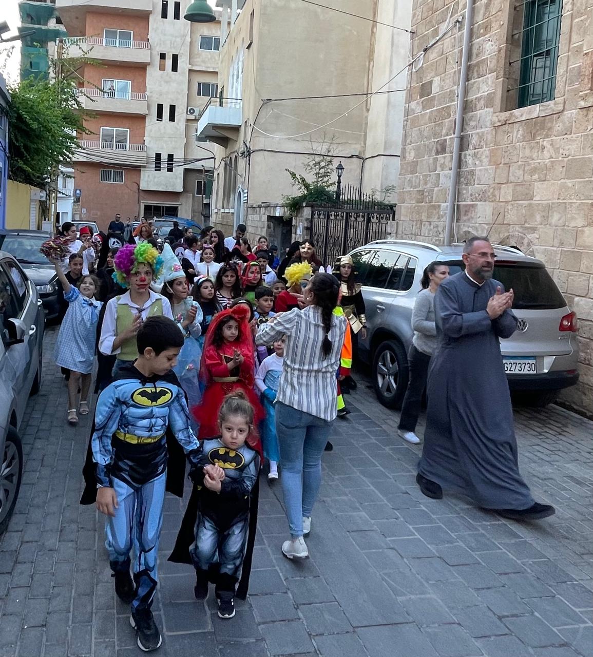 رعية القديس مار توما للروم الأرثوذكس في صور تحتفل بعيد البربارة