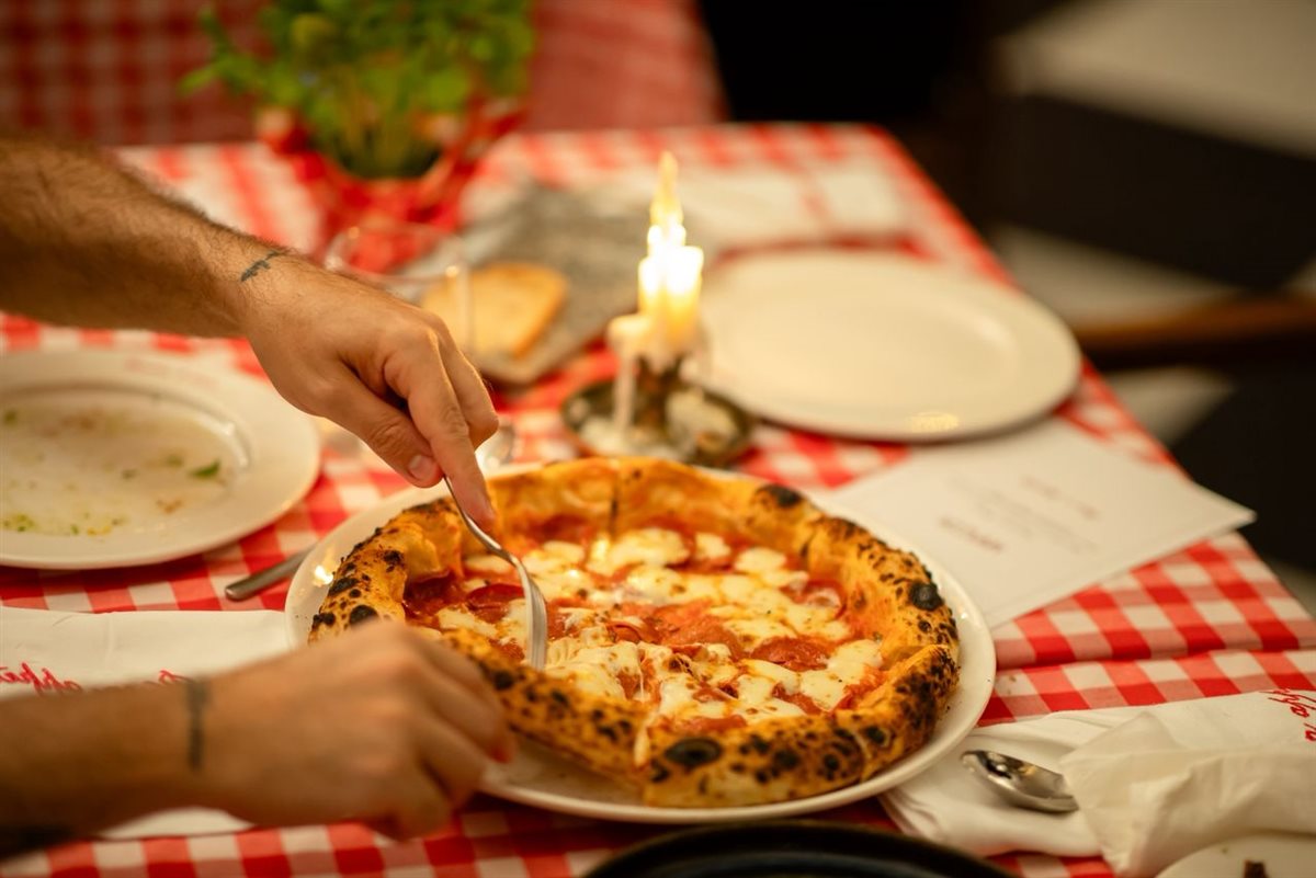 إفتتاح حاشد ل NAPizza في أبيدجان: النكهة الإيطالية الأصيلة بين أيديكم!