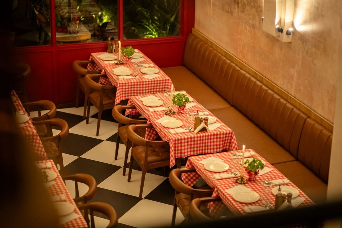 إفتتاح حاشد ل NAPizza في أبيدجان: النكهة الإيطالية الأصيلة بين أيديكم!