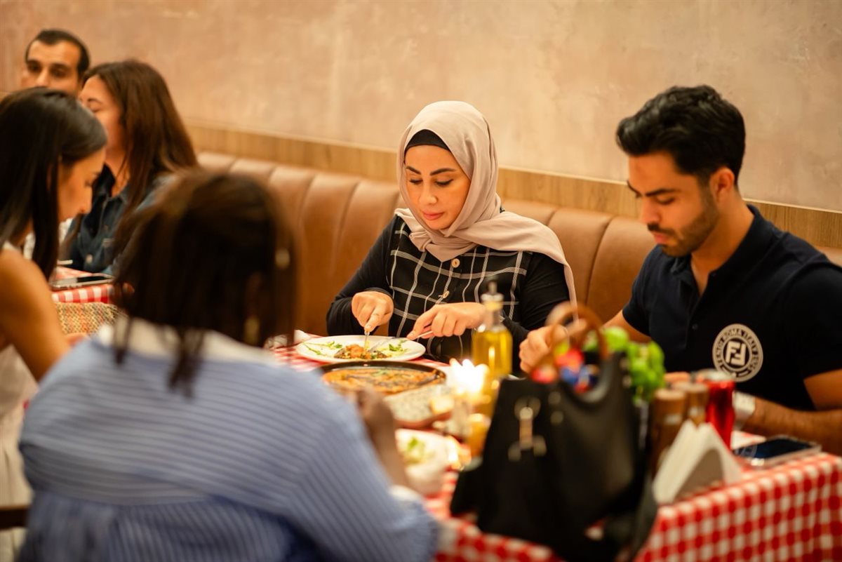 إفتتاح حاشد ل NAPizza في أبيدجان: النكهة الإيطالية الأصيلة بين أيديكم!