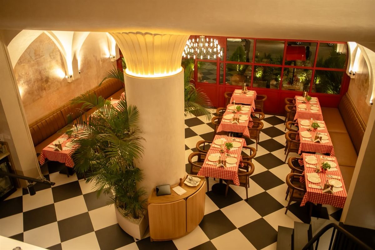 إفتتاح حاشد ل NAPizza في أبيدجان: النكهة الإيطالية الأصيلة بين أيديكم!