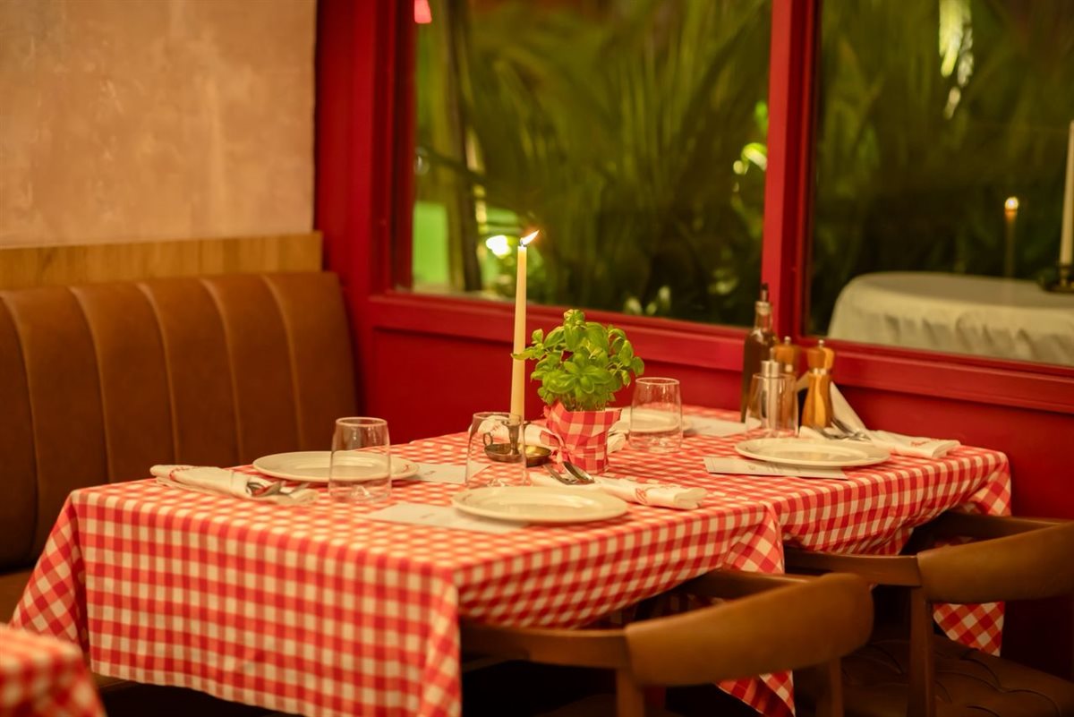 إفتتاح حاشد ل NAPizza في أبيدجان: النكهة الإيطالية الأصيلة بين أيديكم!