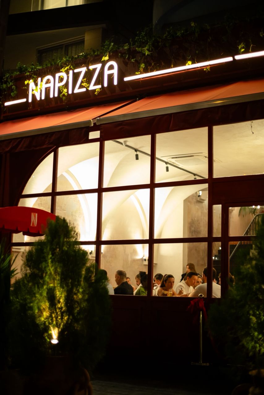 إفتتاح حاشد ل NAPizza في أبيدجان: النكهة الإيطالية الأصيلة بين أيديكم!